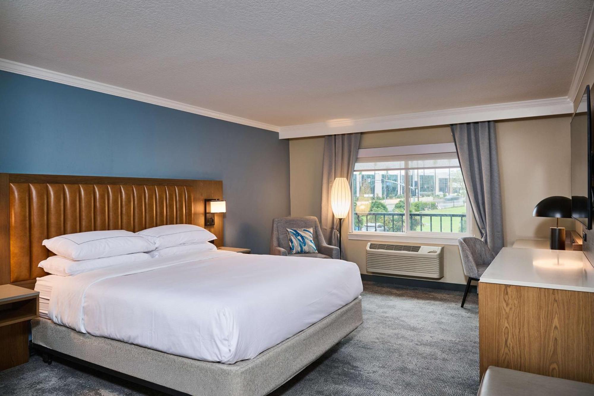 Doubletree By Hilton Chatsworth Los Angeles Eksteriør bilde