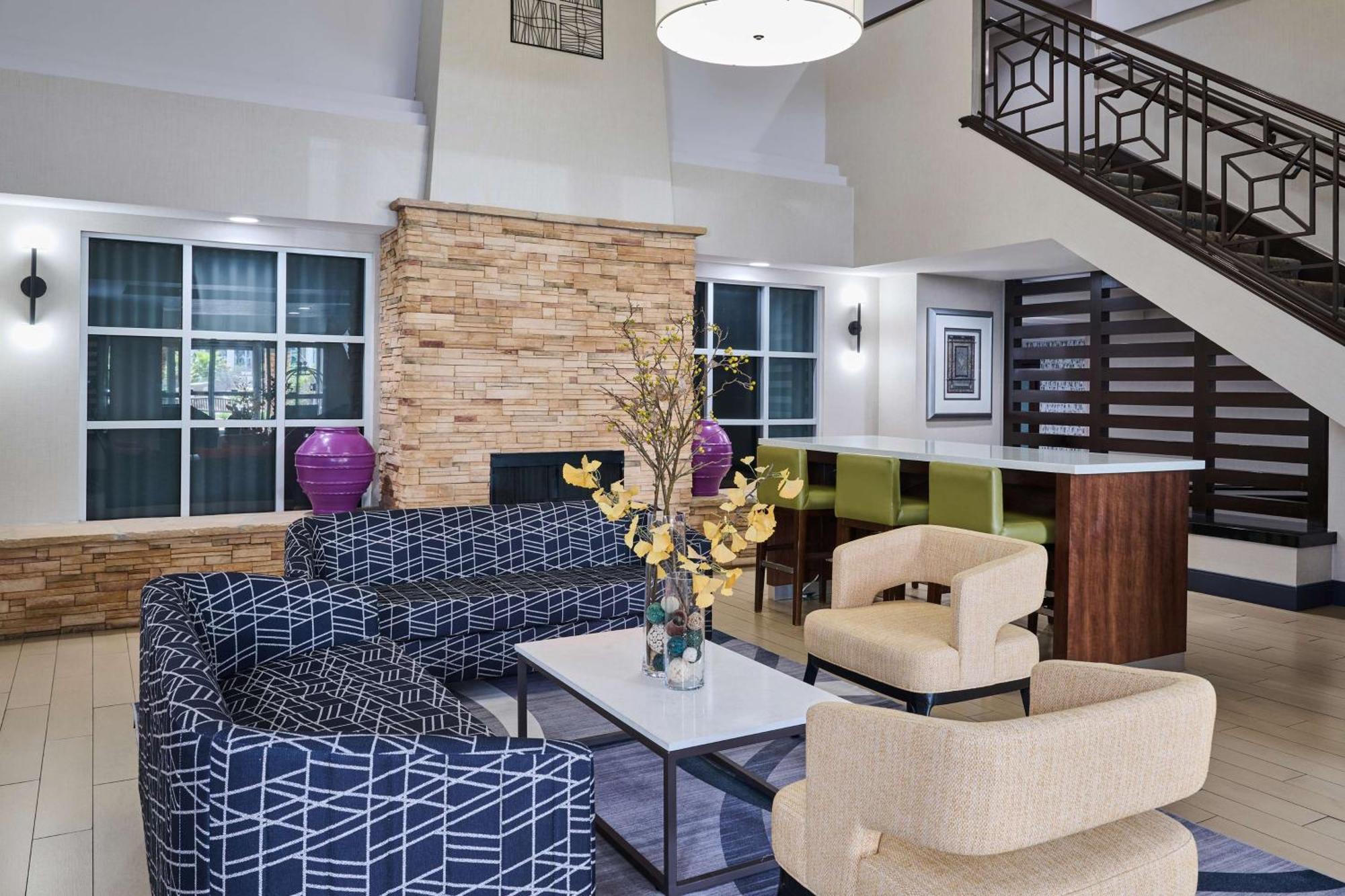 Doubletree By Hilton Chatsworth Los Angeles Eksteriør bilde