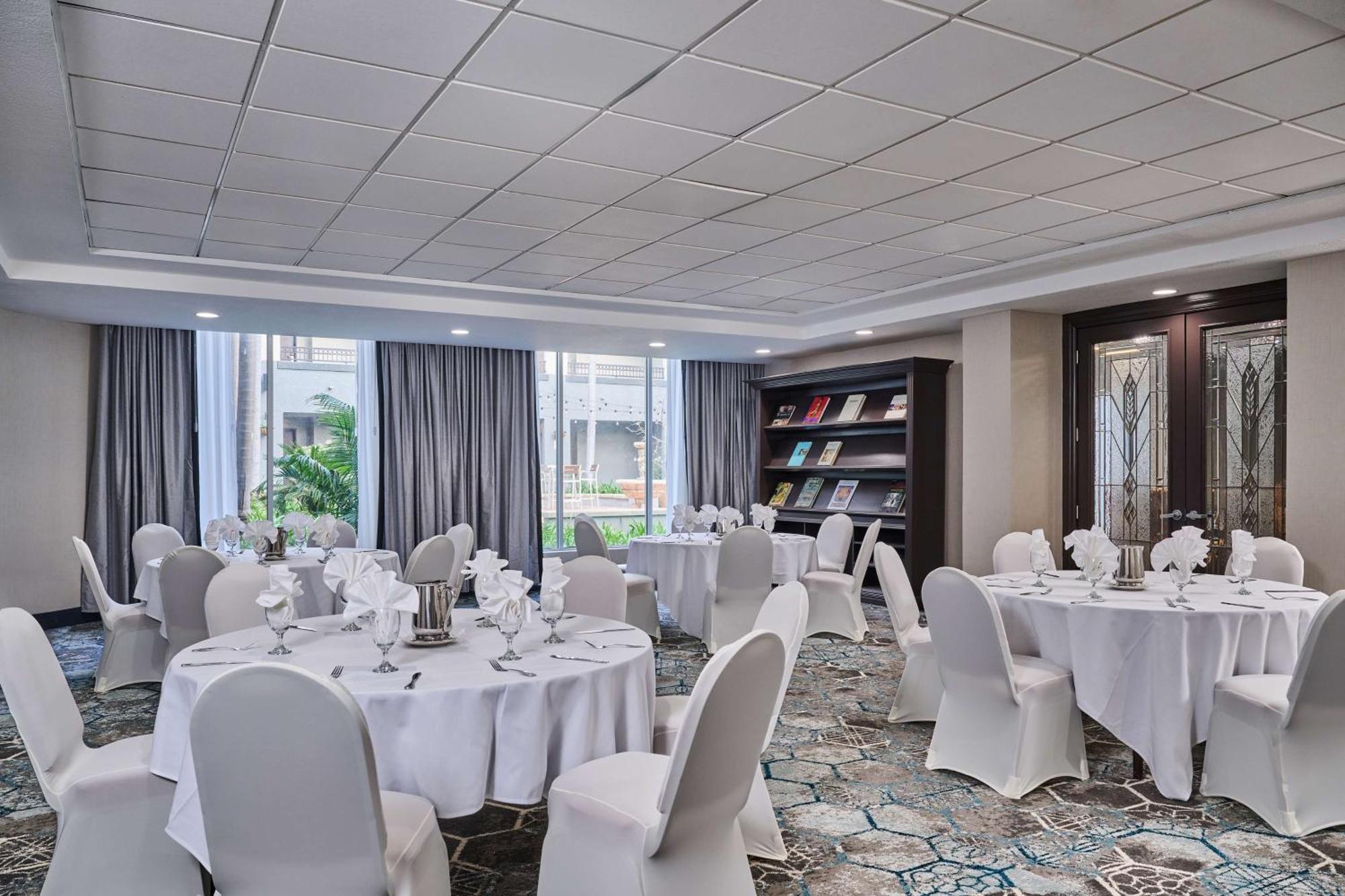 Doubletree By Hilton Chatsworth Los Angeles Eksteriør bilde
